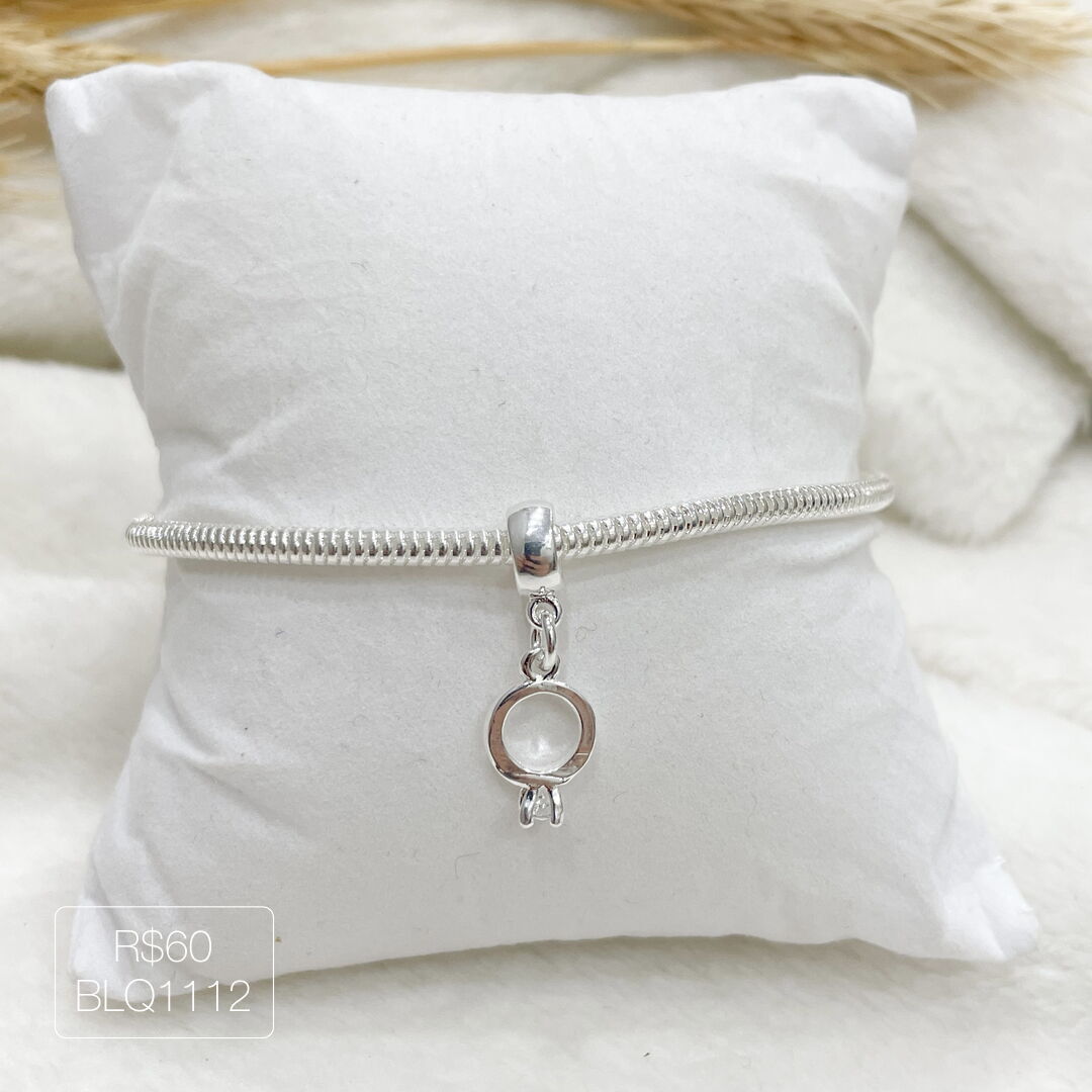 Berloque Solitário Cravejado Cristal Pendurado Prateado